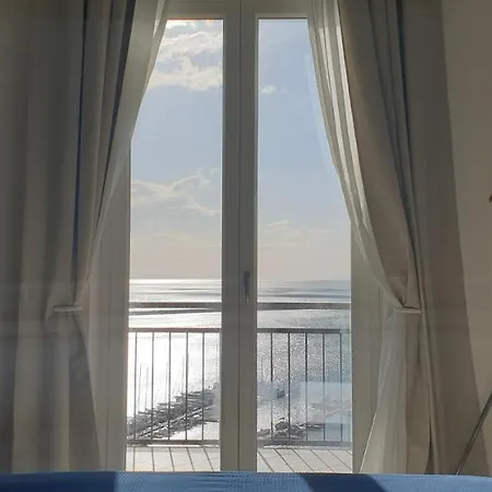Casa Sul Mare Bed & Breakfast